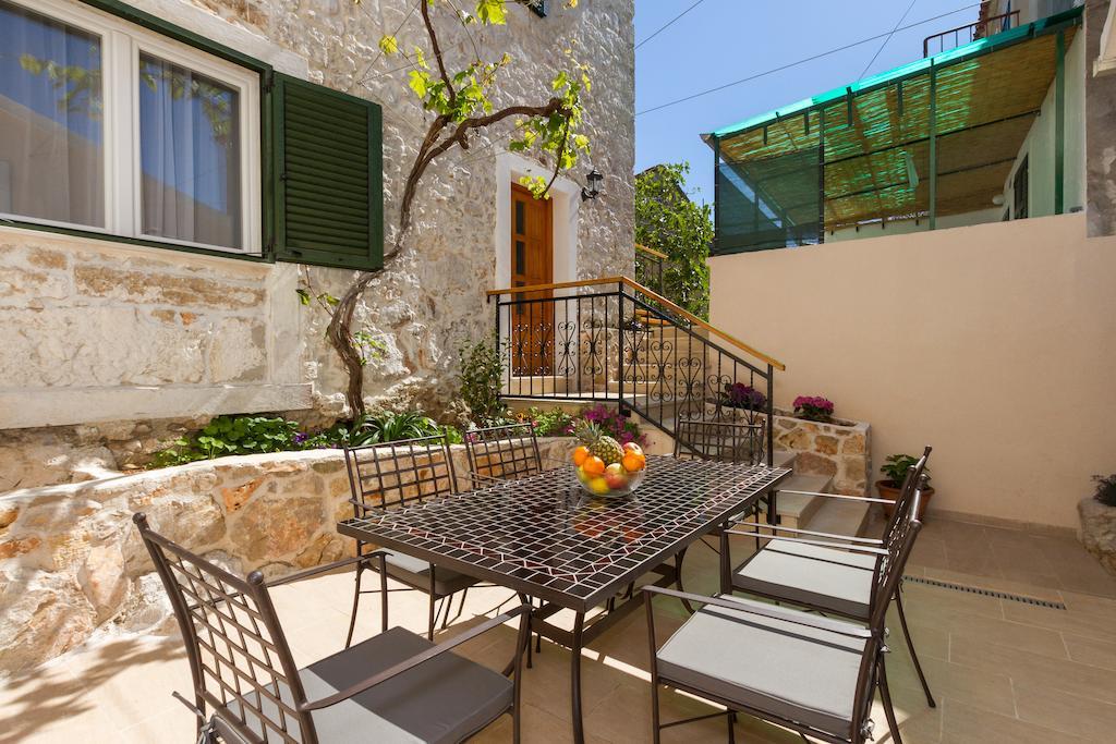 Apartments Vica Sibenik Exterior photo